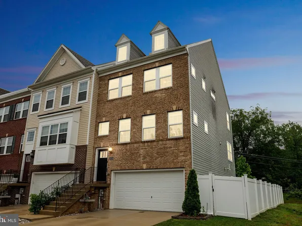 23754 Myrtle Glen Way, California, MD 20619