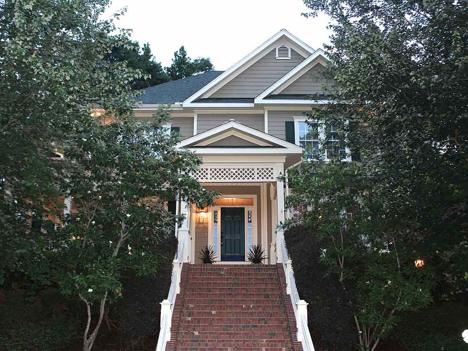 1st image of 205 Walford Way