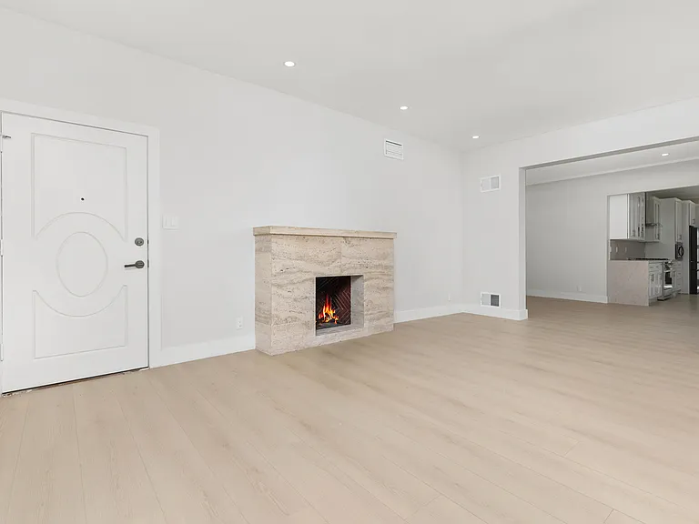8442 W 4th St #B — Photo 26