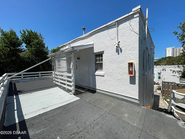 411 N Oleander Ave #5 — Photo 24