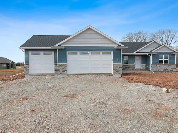 2595 N Stellita Cir, De Pere, WI 54115