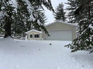 10431 N Finley Lake Ave, Harrison, MI 48625