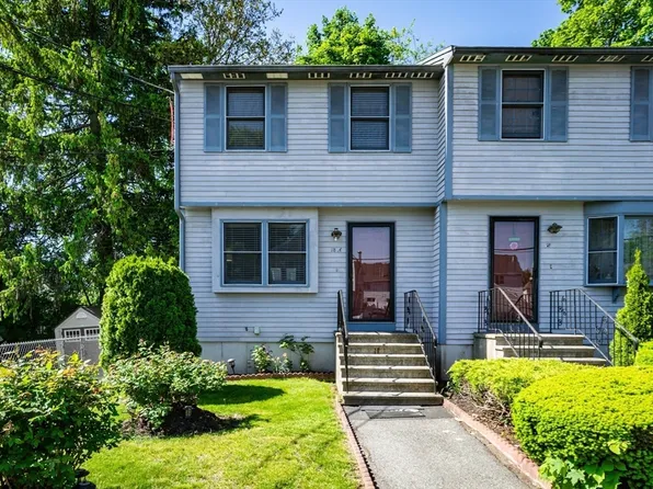 18 Gilmore St APT A, Lowell, MA 01854