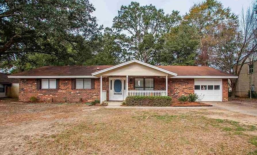 1st image of 6445 Guilford Dr