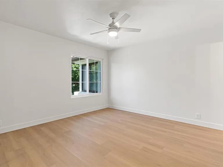Pepper Dr — Photo 9