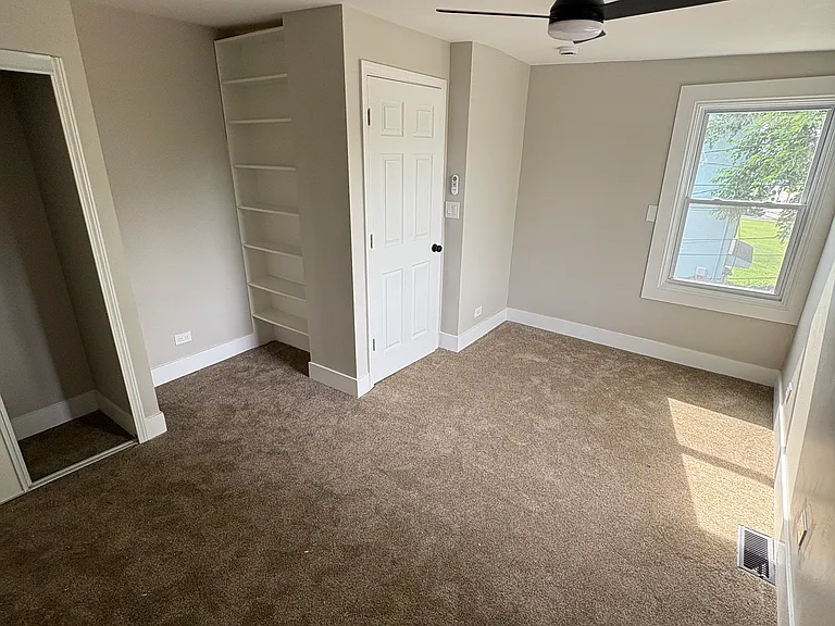 3327 W Elm St #C — Photo 4