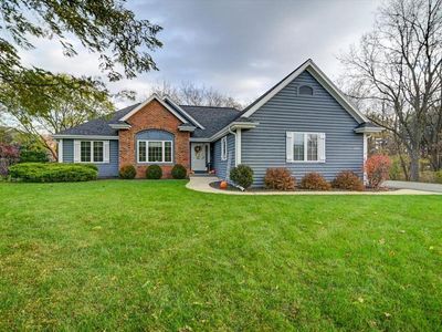 1958 Hillcrest DRIVE, Delafield, WI, 53018