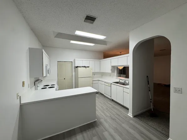 7860 Mansfield Hollow Rd, Delray Beach, FL 33446