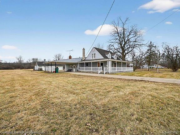 2nd image of 44103 Tyler Rd