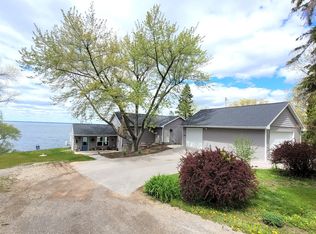 N6749 Harrison Rd, HILBERT, WI 54129