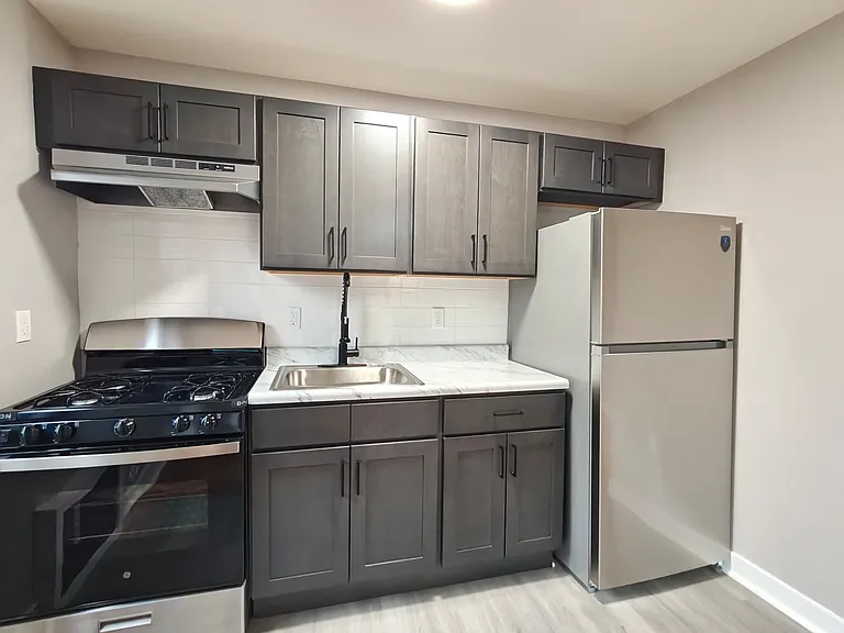 Forest Park Apartments — Photo 5