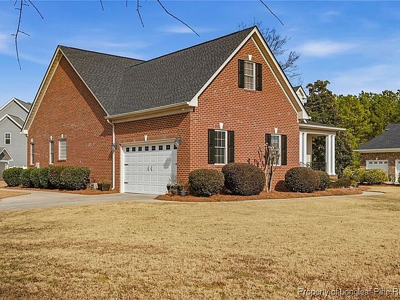 3rd image of 5204 Pin Oak Dr