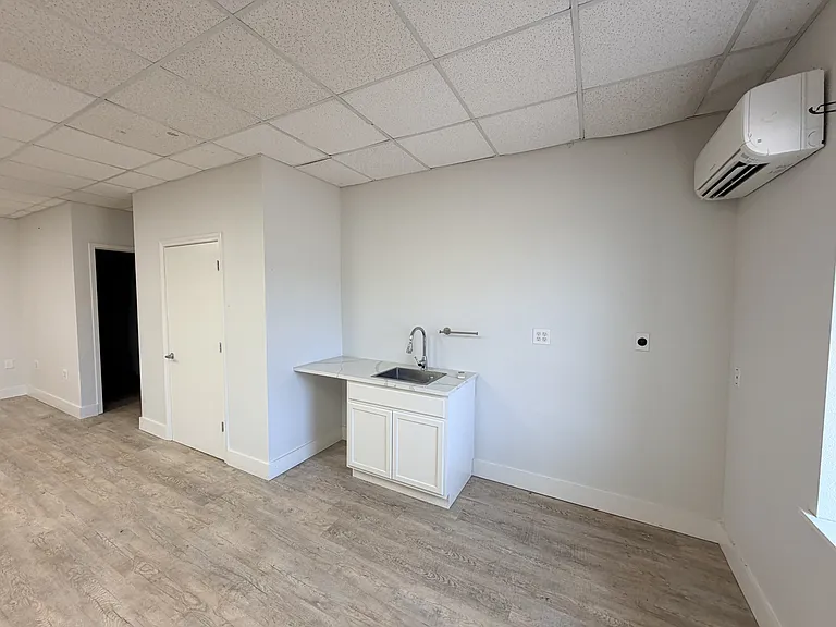 4152 Arden Rd #2-A — Photo 2
