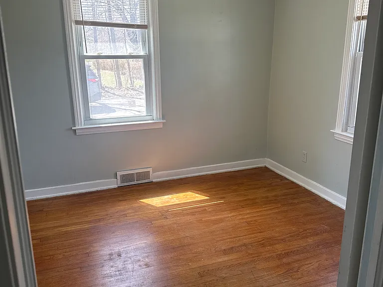 6254 Dixie Hwy — Photo 3