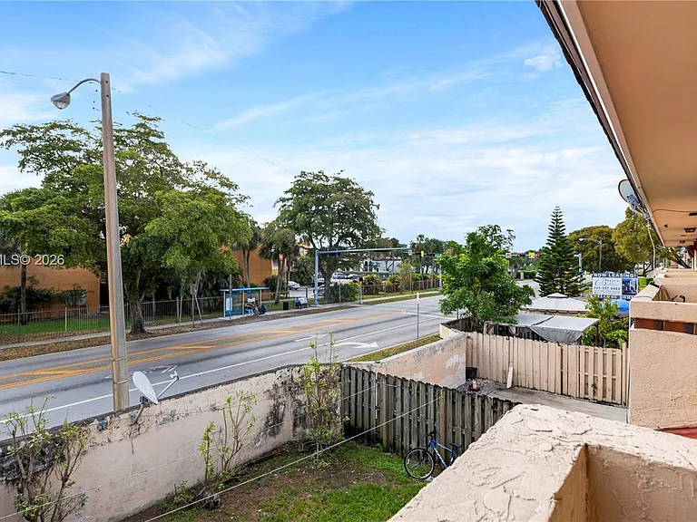 17908 NW 68th Ave #A-5 — Photo 24