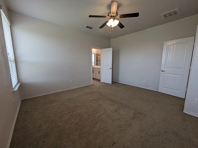 1108 Bowlus Dr — Photo 10