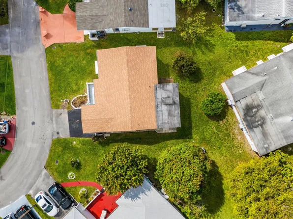 4383 NW 47 Terrace, Lauderdale Lakes, FL 33319
