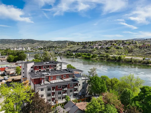 215 Royal Ave #401, Kamloops, BC V2B 3P2