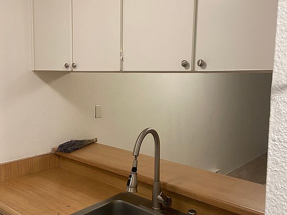 4th image of 6220 Shelter Creek Ln #6220