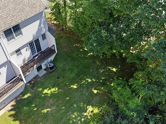 4th image of 252 Albion St APT 24