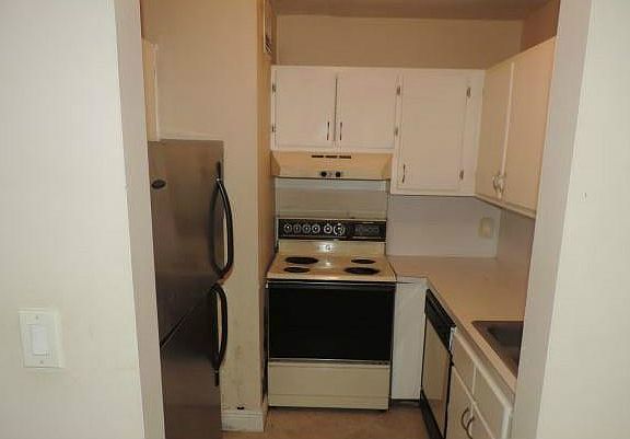 3rd image of 13714 SW 90th Ave APT A