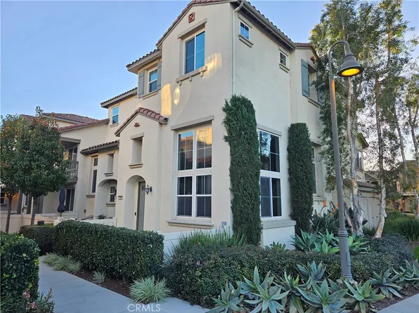 356 W Cork Tree Dr, Orange, CA 92865