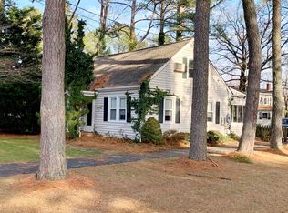 475 Rappahannock Ave, Urbanna, VA 23175