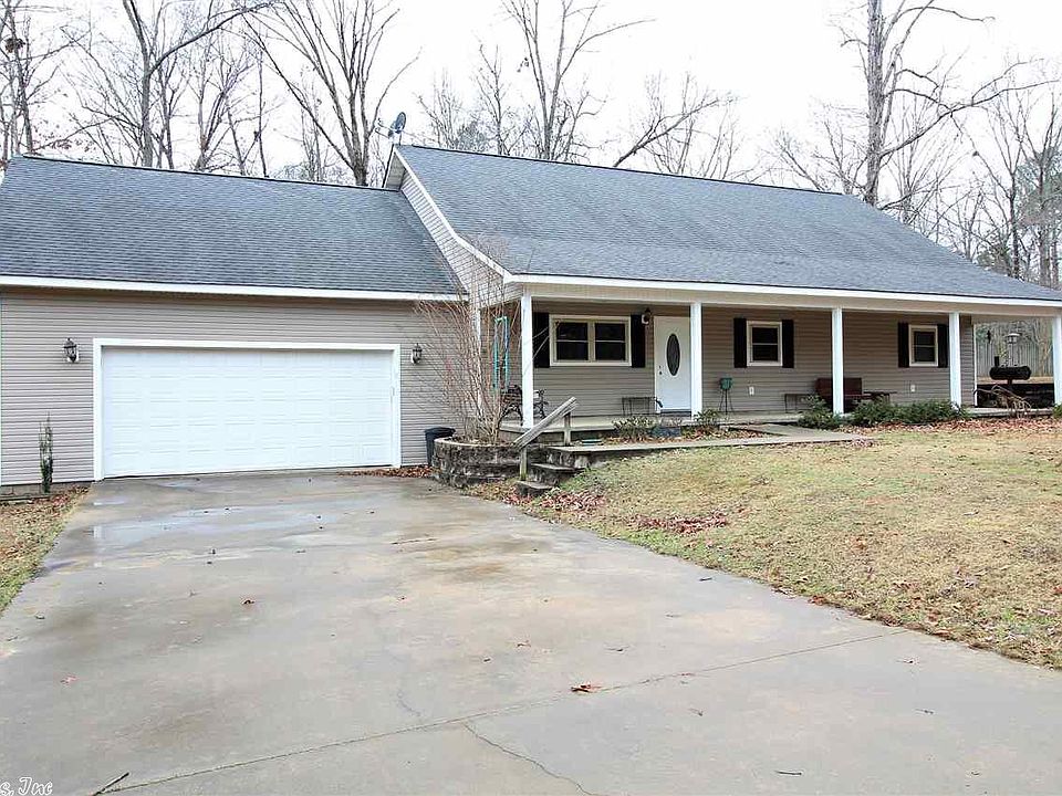 1st image of 21 Julia Dr