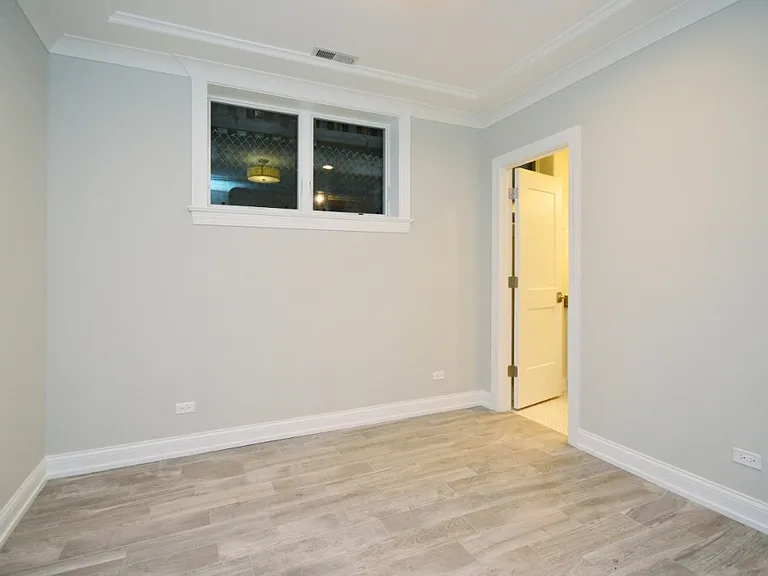 4727 N Winchester Ave #3S — Photo 11