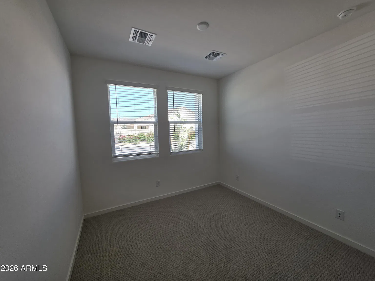 3 bed, 2.0 bath, 1672 sqft, $2,200 — Photo 4