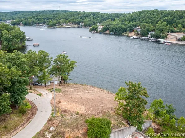 6 Wilmore Rd, Lake Ozark, MO 65049