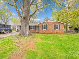 1010 Radio Rd, Statesville, NC 28677