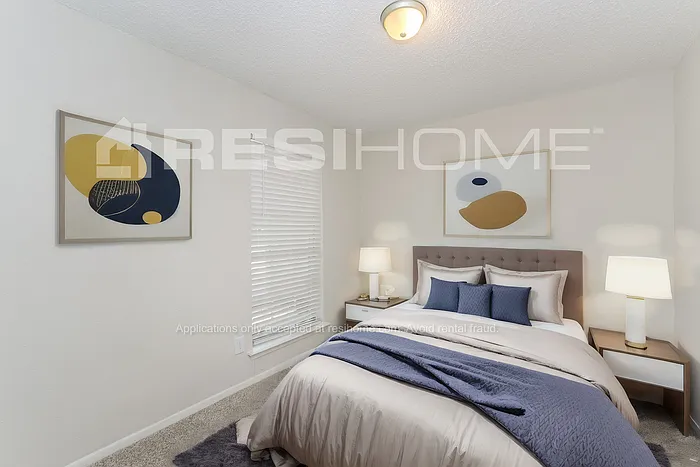 5339 Kemper Pl — Photo 9
