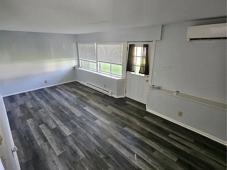 5 Perry Hill Rd — Photo 6