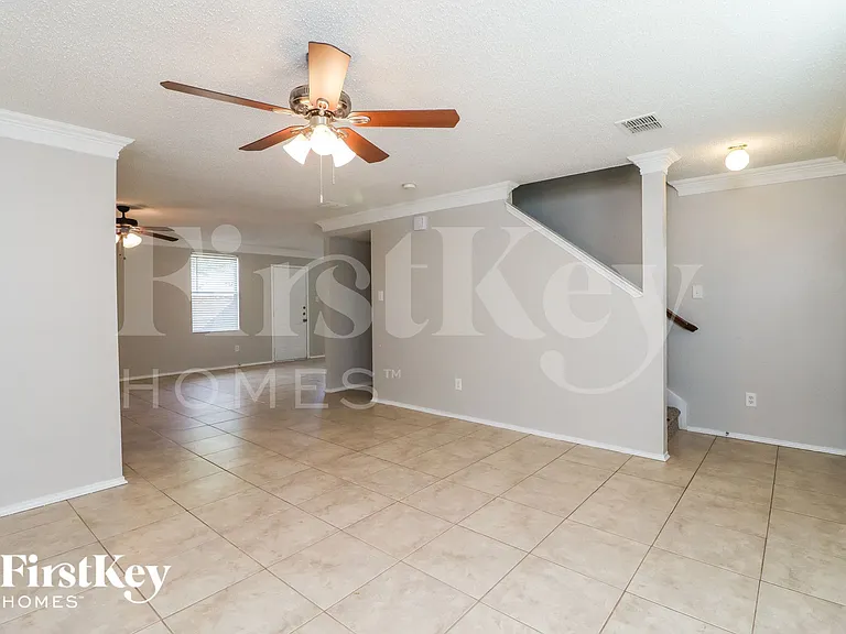 3900 Golden Horn Ln — Photo 5