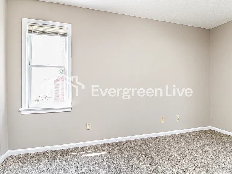 280 Conrad Cir — Photo 11
