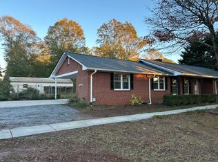 417 Dahlonega St, Cumming, GA 30040