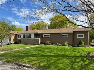 12 Glendale Rd, Attleboro, MA 02703