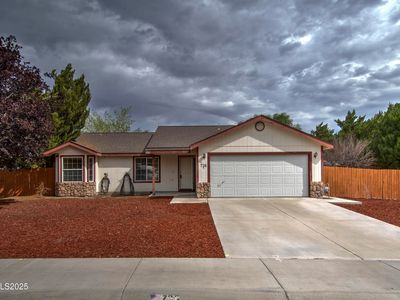 736 Shadow Ln, Fernley, NV, 89408