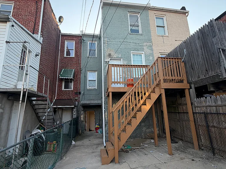 511 Rappolla St — Photo 8