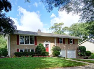 234 N Wilke Rd, Palatine, IL 60074