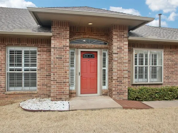 16125 Vintage Ct, Edmond, OK 73013