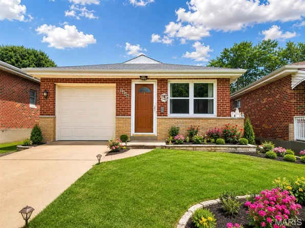 7448 Morgan Ford Rd, Saint Louis, MO 63116