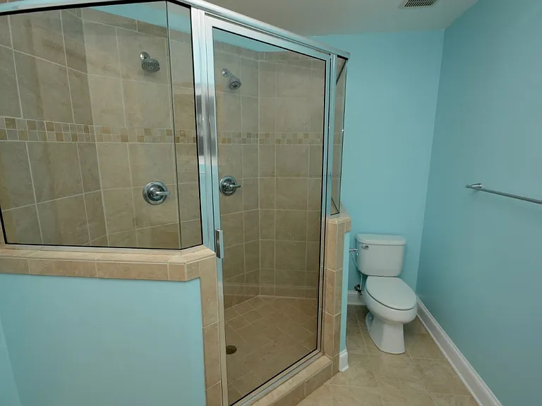 2216 E Berrie Cir — Photo 41