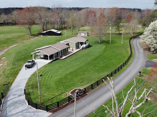 739 Old Hwy #11, Jeffersonville, KY 40337