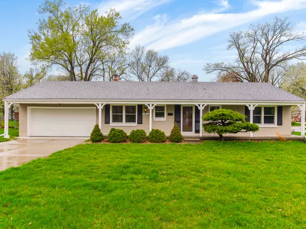 8400 State Line Rd, Leawood, KS 66206