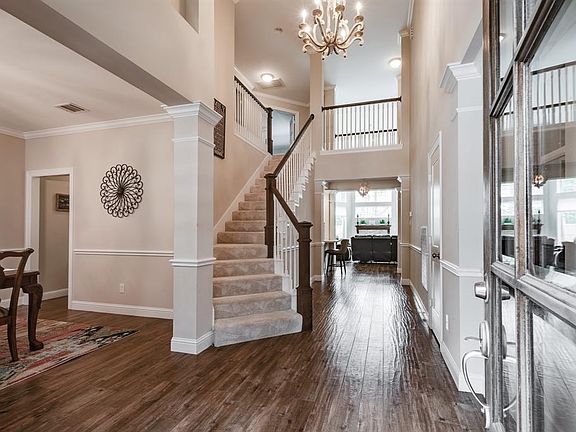 Foyer entry view