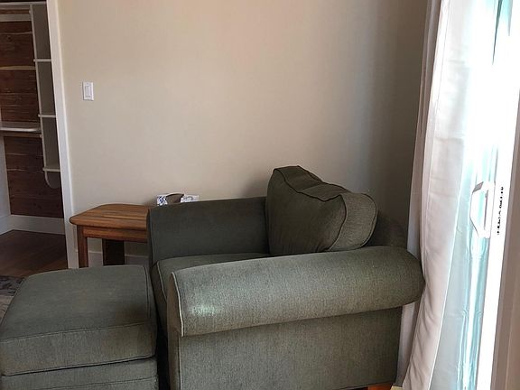 4th image of 162 Cerrito Ave #B