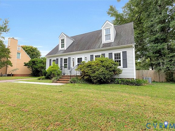 2nd image of 7131 Foxlair Dr