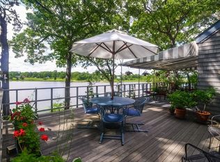 45 Pojac Point Rd, North Kingstown, RI 02852